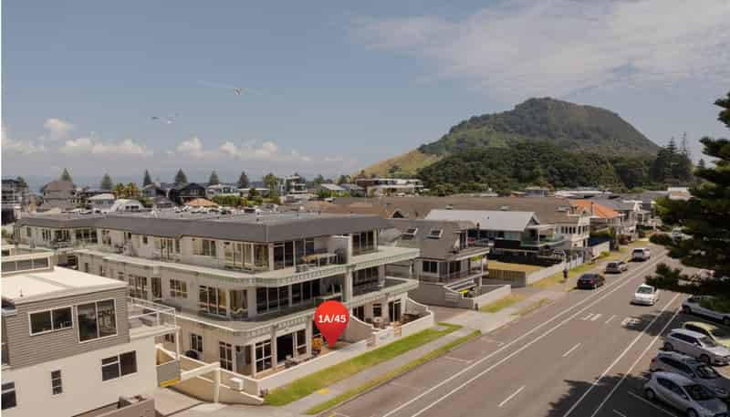 1A/45 Marine Parade, Mount Maunganui