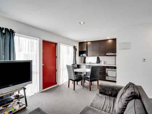 18A Fifth Avenue, Enderley