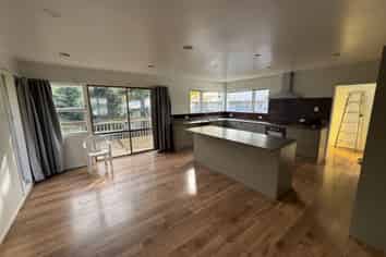 28 Halver Road, Manurewa