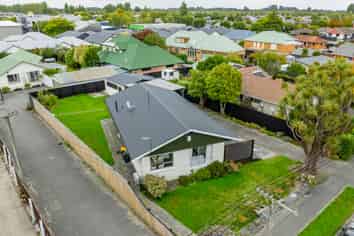 12 Thompsons Road, Belfast