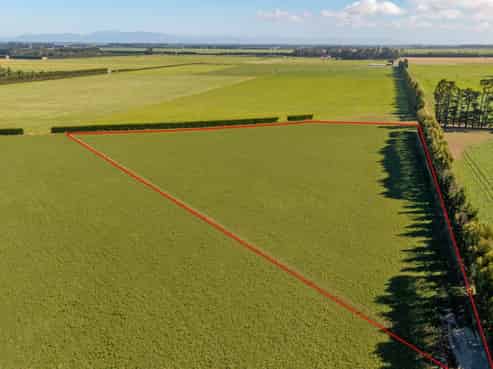 638 Telegraph Road, Charing Cross