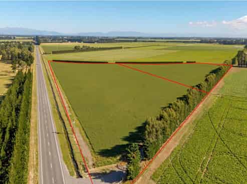 638 Telegraph Road, Charing Cross