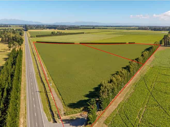 638 Telegraph Road, Charing Cross