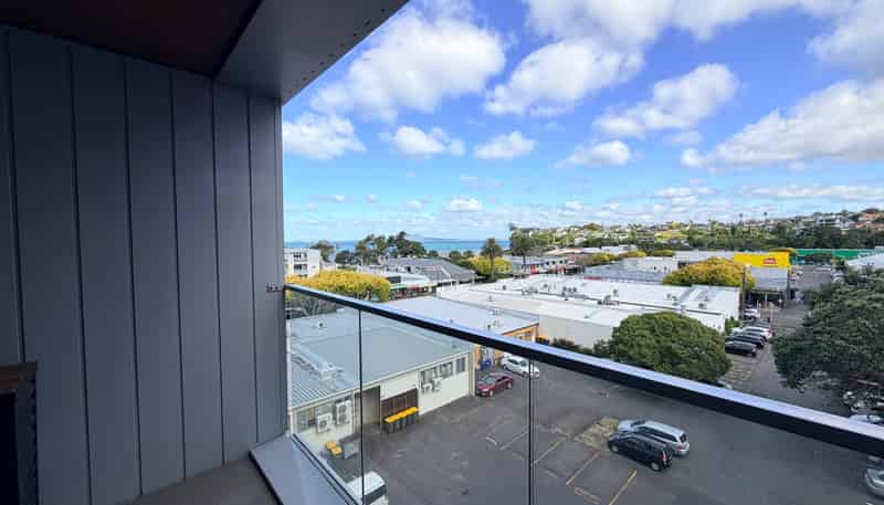409/4 Bute Road, Browns Bay