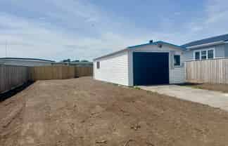 8A Grey Street, Waitara