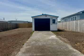 8A Grey Street, Waitara