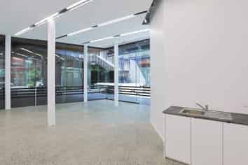 Prime Retail in the Iconic Ironbank Building