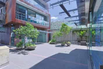 Prime Retail in the Iconic Ironbank Building