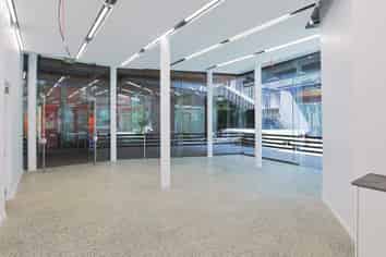 Prime Retail in the Iconic Ironbank Building