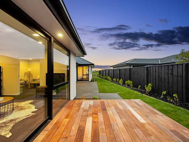 10 Plover Avenue, Amberley