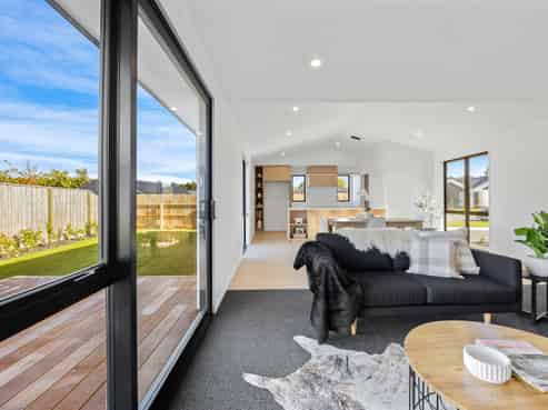 10 Plover Avenue, Amberley