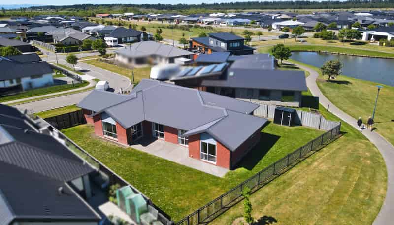 26 Medusa Lane, Pegasus