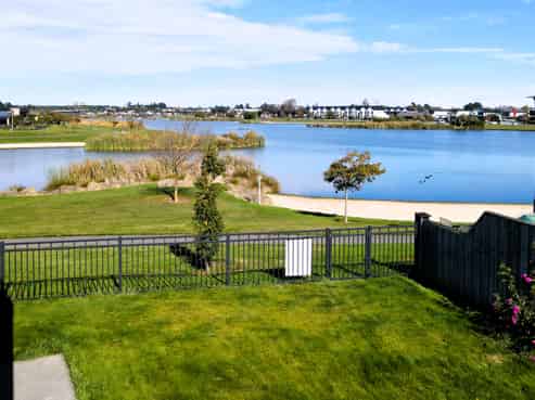 26 Medusa Lane, Pegasus