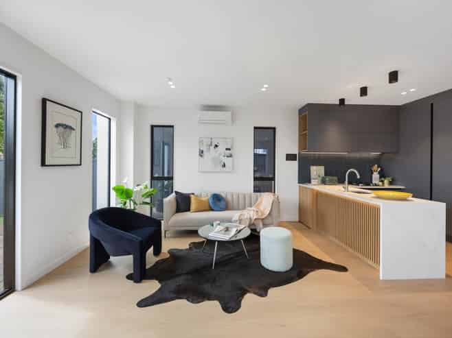 55C  Tawa Road, One Tree Hill