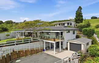 45 Town Point Road, Maketu