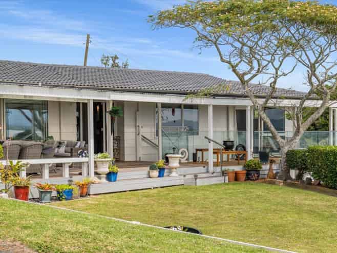 45 Town Point Road, Maketu