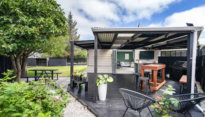 4B Chaucer Street, Rolleston