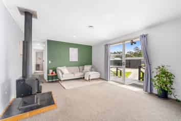 4B Chaucer Street, Rolleston