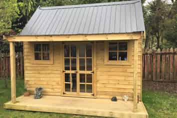 22 Lisa Crescent, Mangakakahi