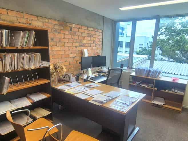 RARE TAKAPUNA CHARACTER OFFICE - ACT FAST
