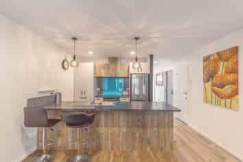 25b Champion Street, Edgeware