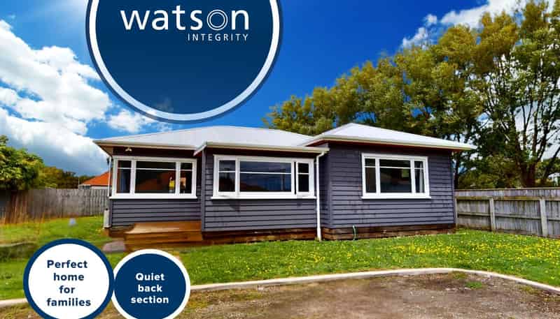 8 Churchill Crescent, Foxton