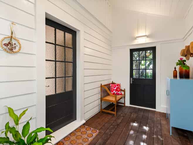 4 Manuka Terrace, Eastbourne