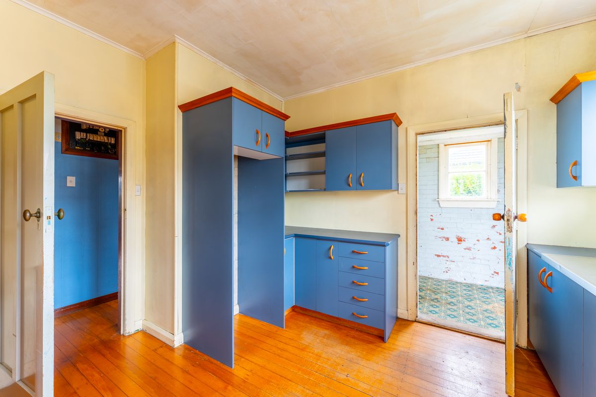Solid Red Brick Reno Opportunity – pohled 4