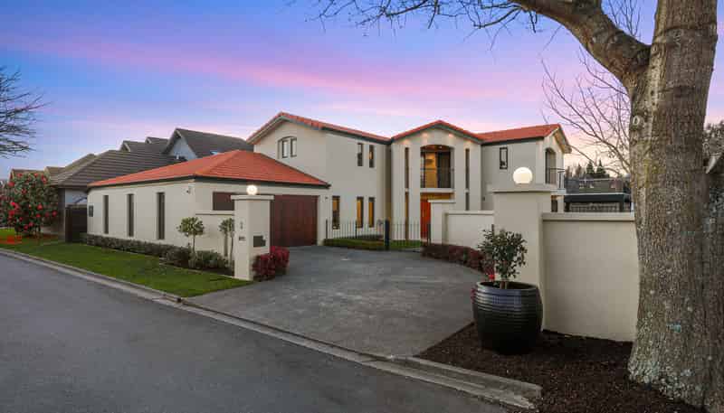 2 Orchard Lane, Springlands