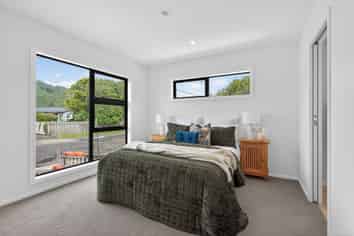 2/61 Westminster Road, Wainuiomata