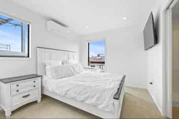 8/8 Brady Road, Otahuhu