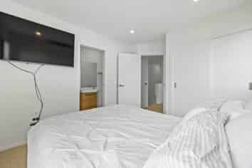 8/8 Brady Road, Otahuhu