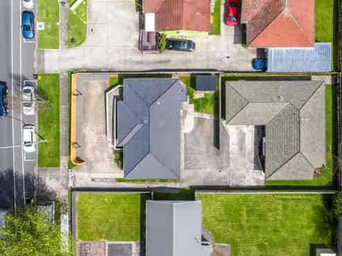 Boutique Cameron Road frontage