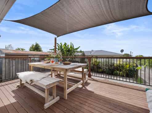 2/23 Clayburn Road, Glen Eden