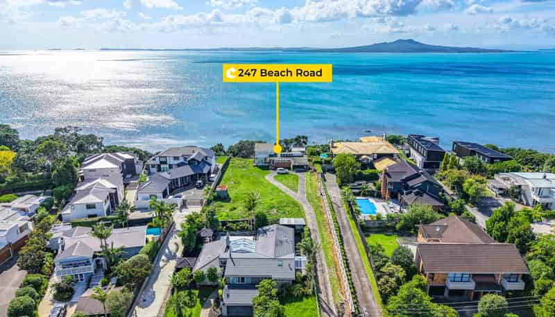 247 Beach Road, Campbells Bay