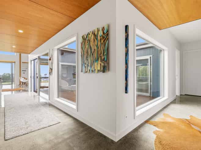 127 Highland Drive, Acacia Bay