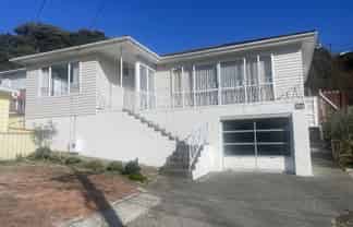 102 Strathmore Avenue, Strathmore Park