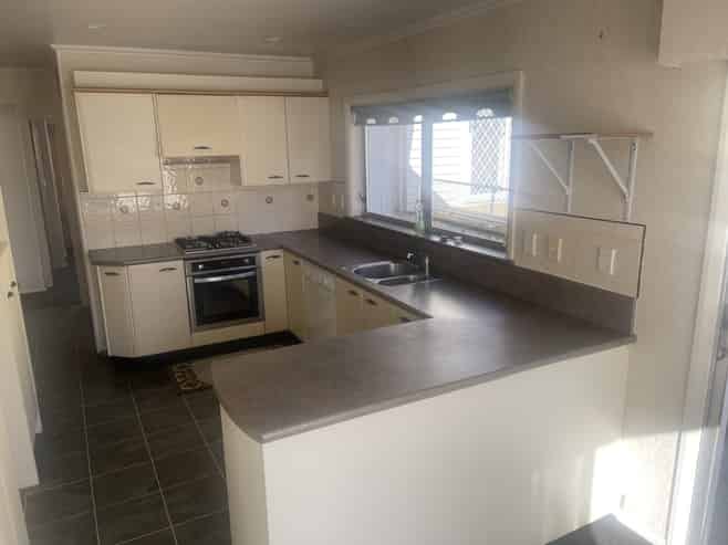 102 Strathmore Avenue, Strathmore Park