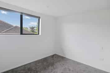 8/21 Titoki Street, Te Atatu Peninsula