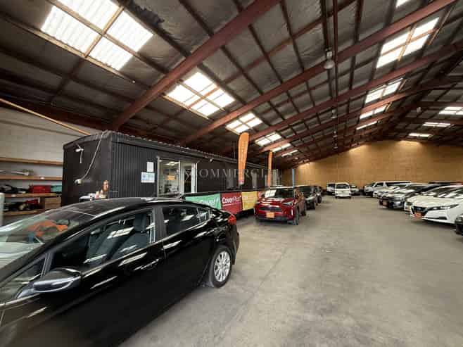 Practical with minimal office on Neilson