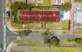 25 Point England Road, Point England