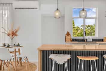 14 Stuart Street, Owaka