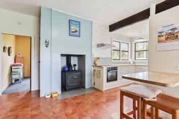 247 Stubbs Road, Oxford