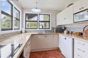 247 Stubbs Road, Oxford