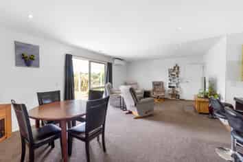 690 Depot Road, Oxford