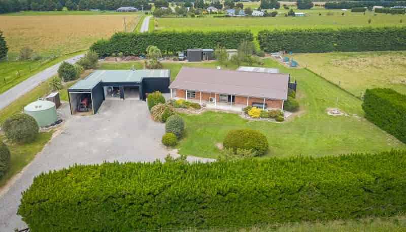 690 Depot Road, Oxford