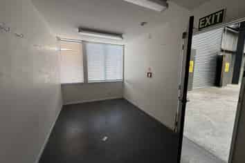 Warehouse and chiller in Grenada