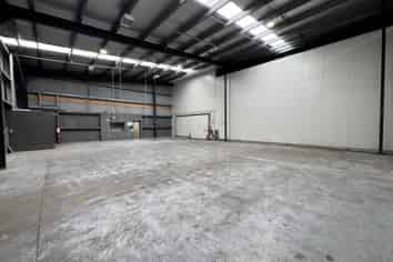 Warehouse and chiller in Grenada