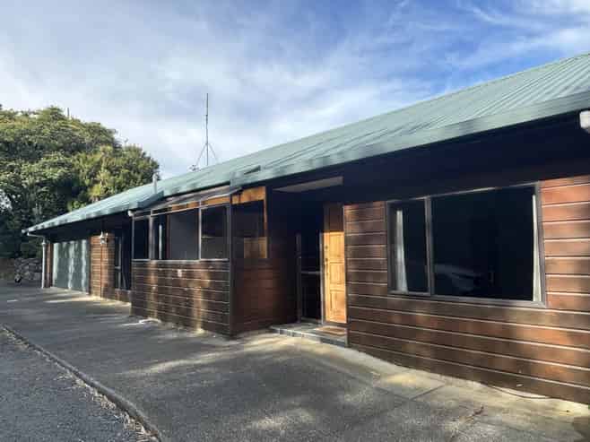 15 McBeth Road, Poroti