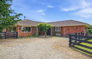 639 Depot Road, Oxford